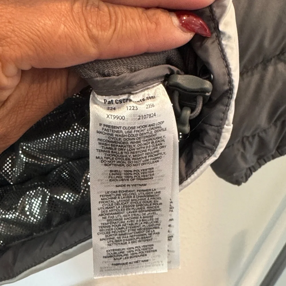 Columbia Gray and White Puffer Jacket - Picture 4 of 6